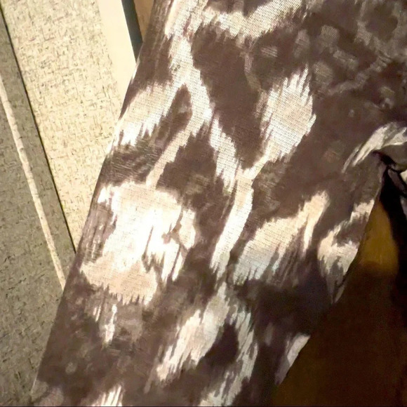 INC. International Concepts Petite EUC Brown and White w/ Sheer sleeve - Picture 4 of 6